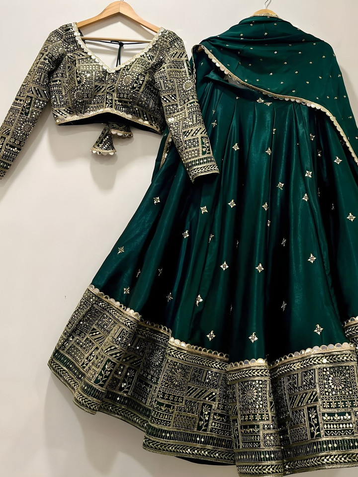 SUPPAR SLEAVE – Semi-Stitched Lehenga Blouse With Dupatta